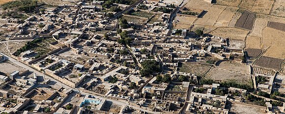 Luftaufnahme Mazar-e Sharif in Afghanistan